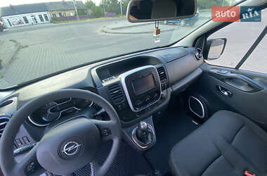 Минивэн Opel Vivaro 2014 в 