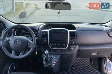 Минивэн Opel Vivaro 2014 в 