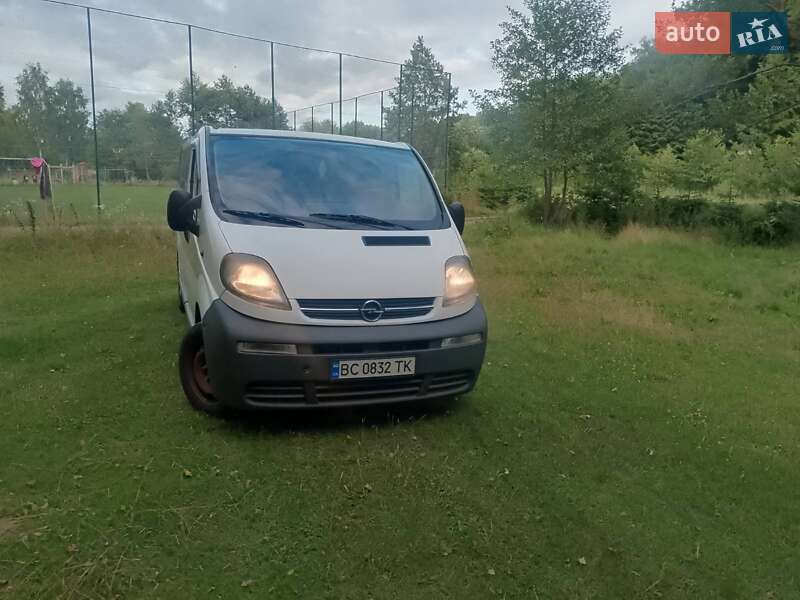 Opel Vivaro 2006