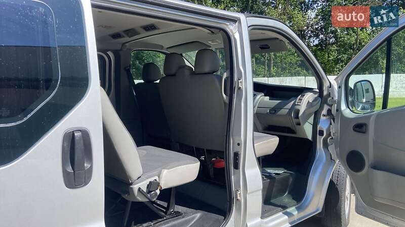 Мінівен Opel Vivaro 2011 в Києві