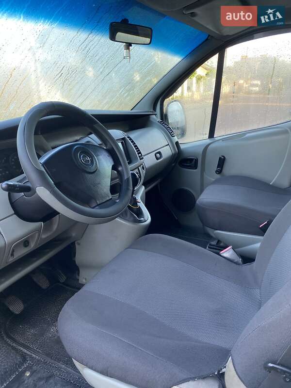 Мінівен Opel Vivaro 2003 в Житомирі