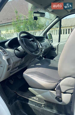 Грузовой фургон Opel Vivaro 2013 в 