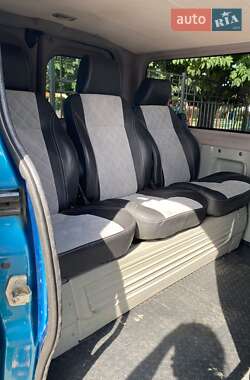Минивэн Opel Vivaro 2006 в 