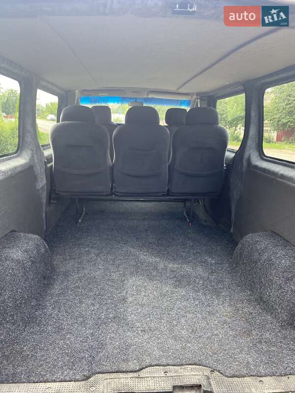 Мінівен Opel Vivaro 2003 в Житомирі