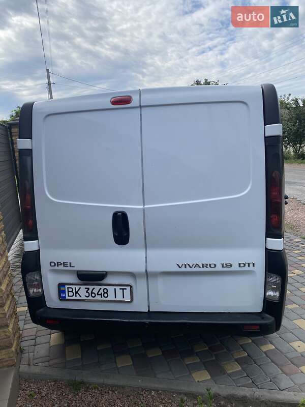 Мінівен Opel Vivaro 2003 в Житомирі
