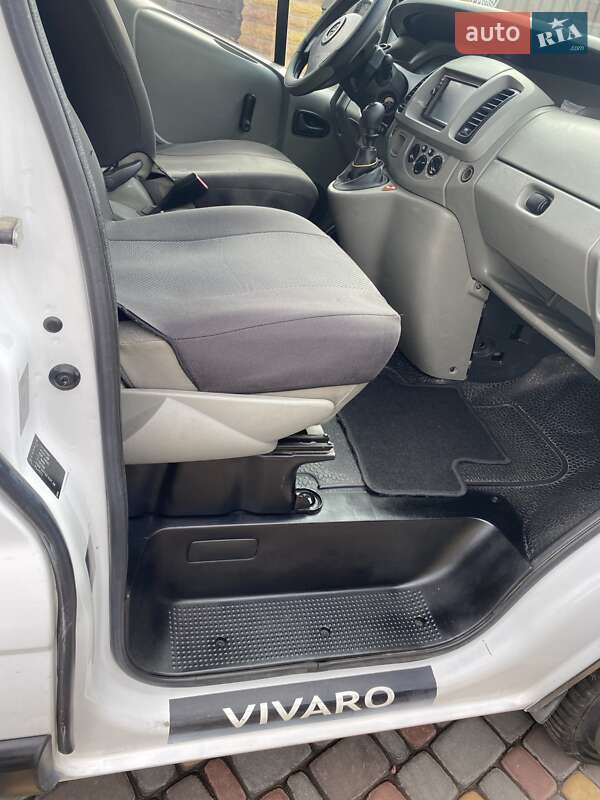 Мінівен Opel Vivaro 2003 в Житомирі