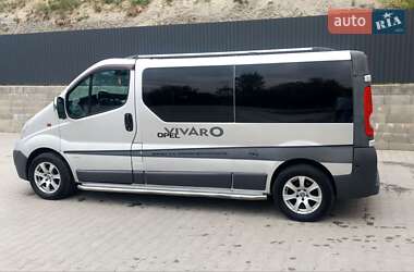 Минивэн Opel Vivaro 2009 в 