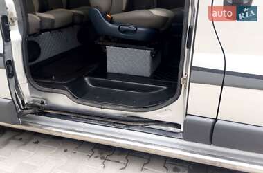 Минивэн Opel Vivaro 2009 в 