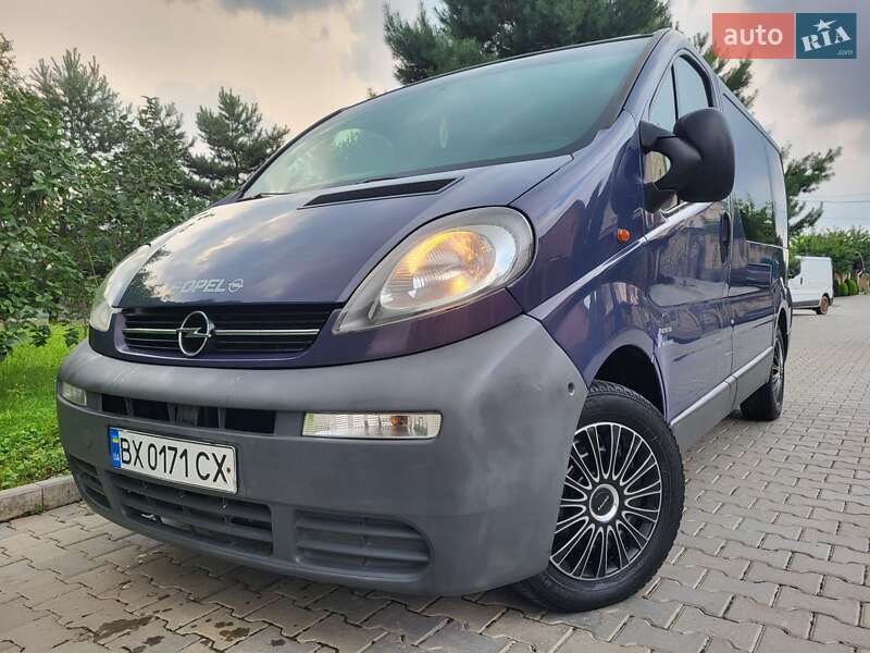 Opel Vivaro 2005