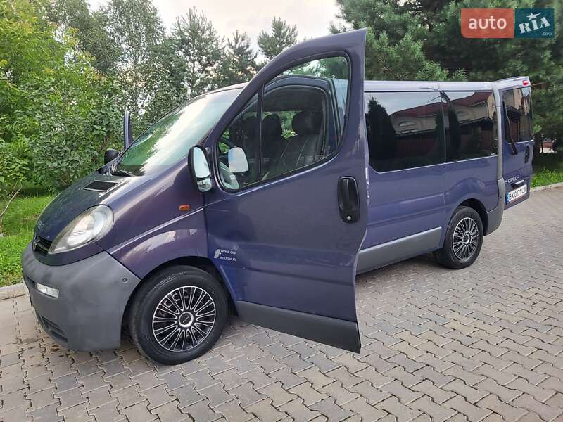 Мінівен Opel Vivaro 2005 в Хмельницькому