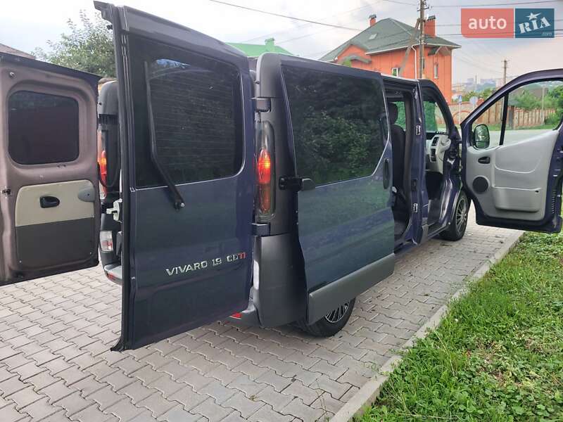 Мінівен Opel Vivaro 2005 в Хмельницькому