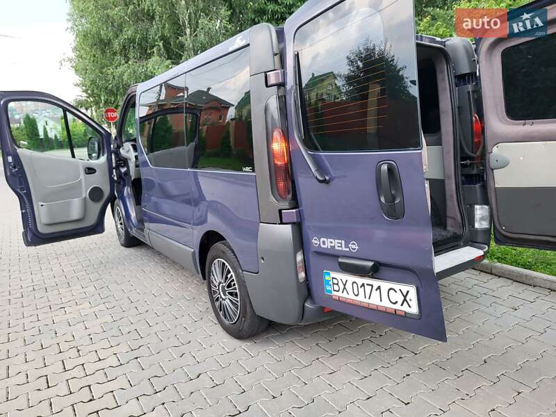 Мінівен Opel Vivaro 2005 в Хмельницькому