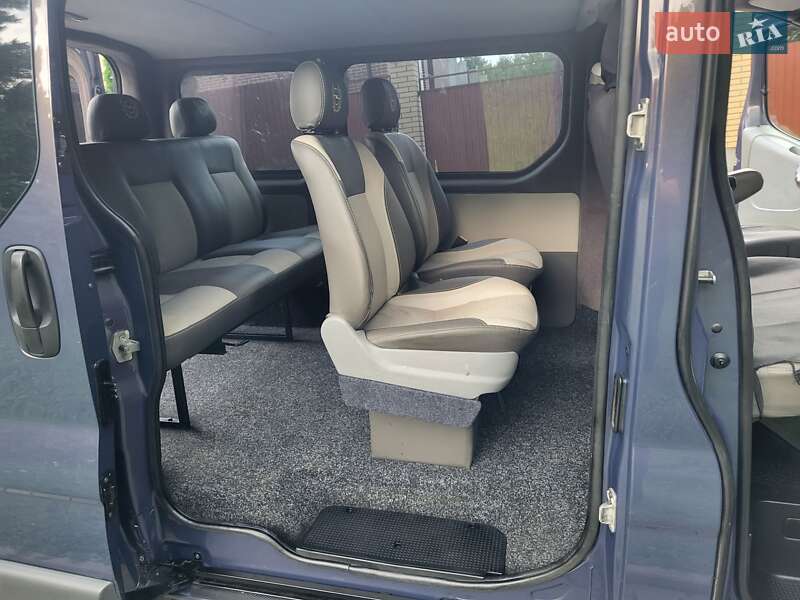 Мінівен Opel Vivaro 2005 в Хмельницькому