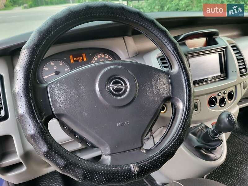 Мінівен Opel Vivaro 2005 в Хмельницькому