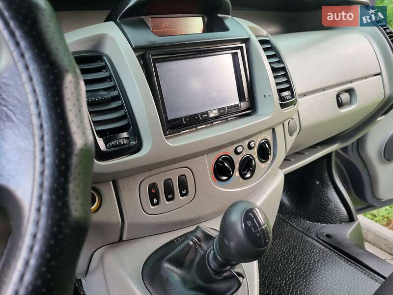 Мінівен Opel Vivaro 2005 в Хмельницькому