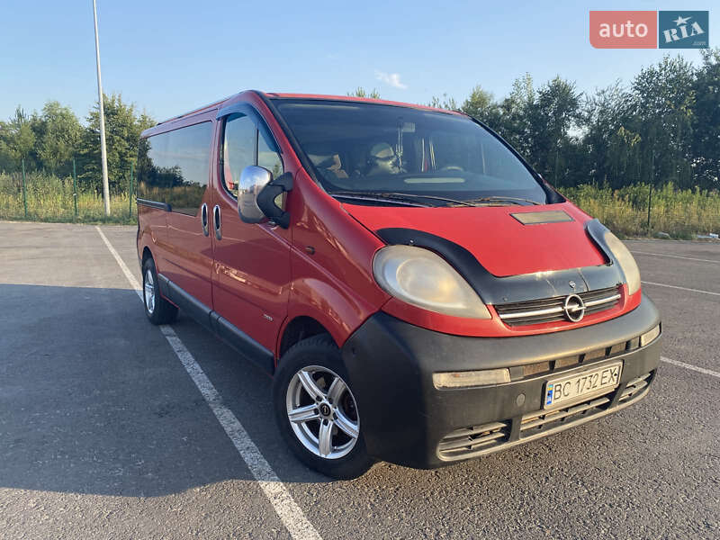 Opel Vivaro 2003
