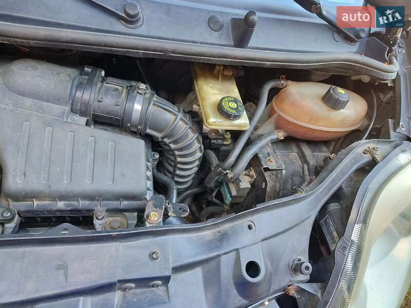 Грузопассажирский фургон Opel Vivaro 2007 в Днепре фото 39 Грузопассажирский фургон Opel Vivaro 2007 в Днепре