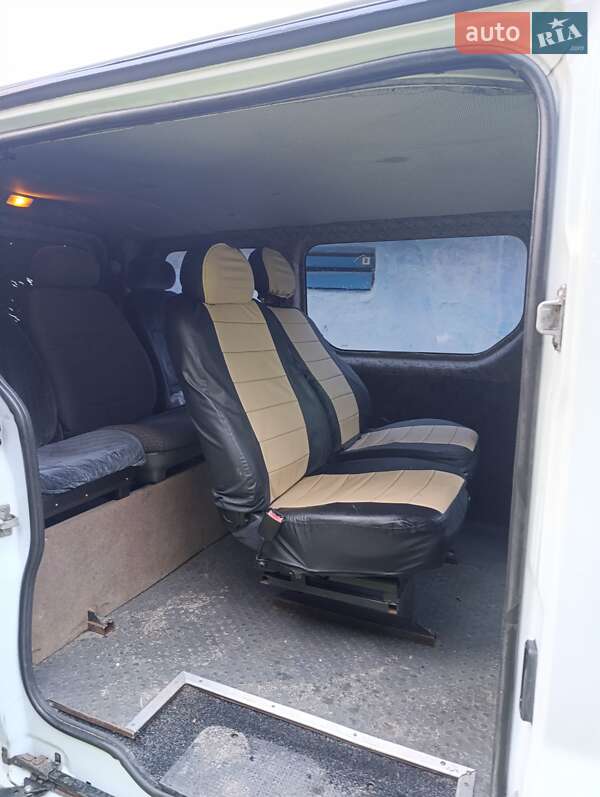 Минивэн Opel Vivaro 2002 в Сатанове фото 12 Минивэн Opel Vivaro 2002 в Сатанове