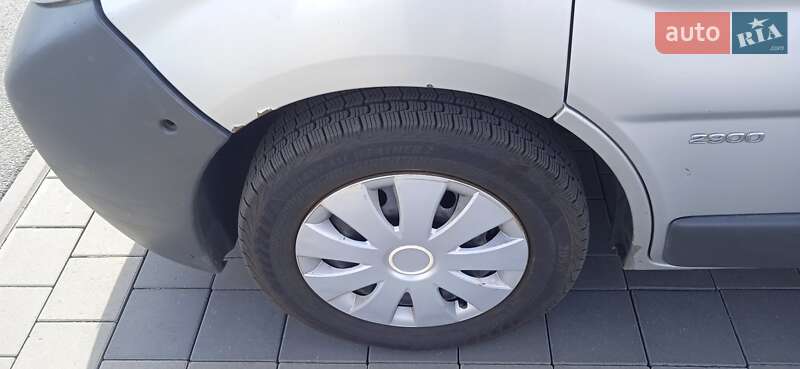 Минивэн Opel Vivaro 2005 в Шептицькому