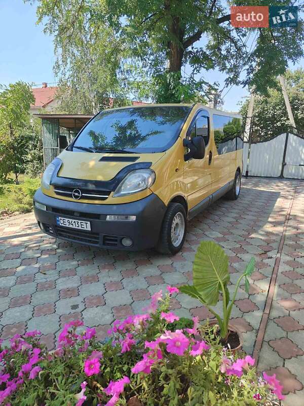 Opel Vivaro 2004