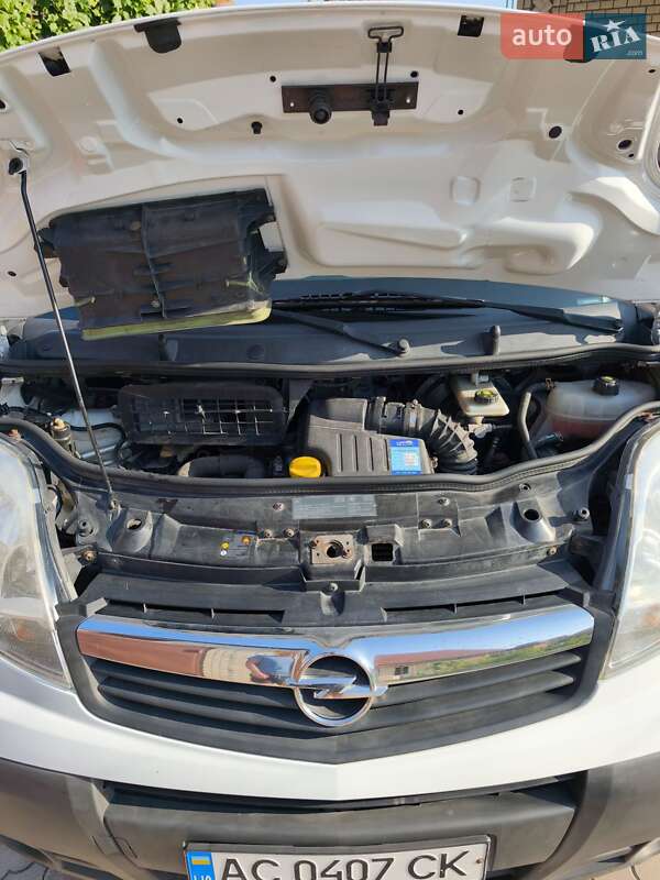 Мінівен Opel Vivaro 2010 в Ковелі