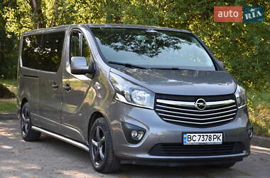 Минивэн Opel Vivaro 2016 в Мостиске