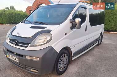 Минивэн Opel Vivaro 2003 в Змиеве