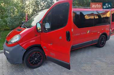 Минивэн Opel Vivaro 2003 в 