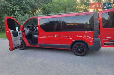 Минивэн Opel Vivaro 2003 в 