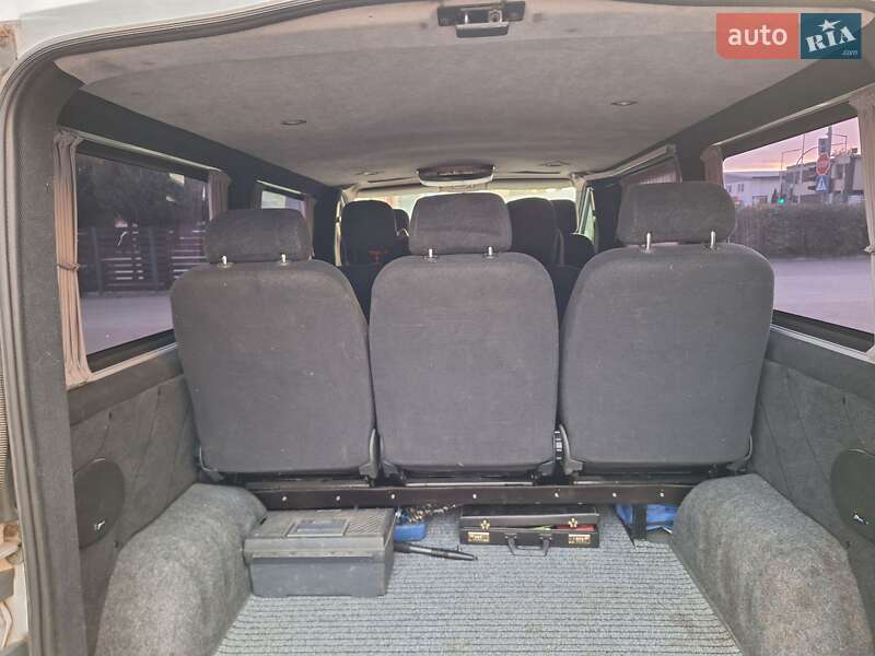 Минивэн Opel Vivaro 2005 в Ратным