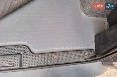 Минивэн Opel Vivaro 2005 в Ратным