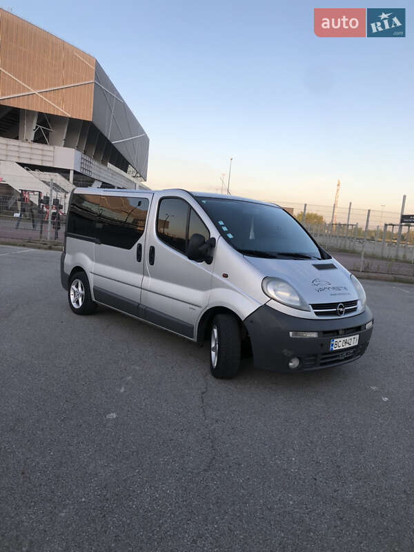 Минивэн Opel Vivaro 2002 в Львове фото 4 Минивэн Opel Vivaro 2002 в Львове