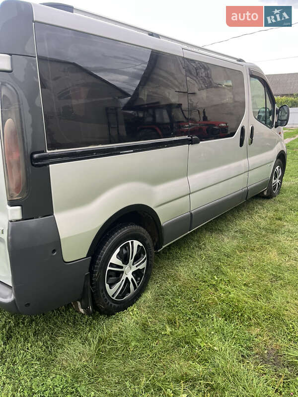 Мінівен Opel Vivaro 2003 в Хотині фото 27 Мінівен Opel Vivaro 2003 в Хотині