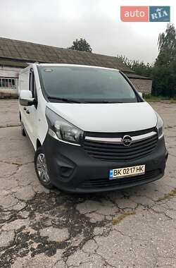 Вантажний фургон Opel Vivaro 2017 в Полтаві
