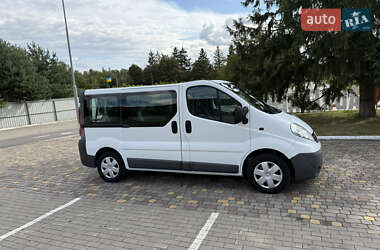 Минивэн Opel Vivaro 2012 в 