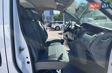 Минивэн Opel Vivaro 2014 в 