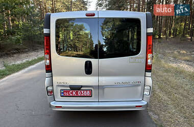 Мінівен Opel Vivaro 2014 в Києві