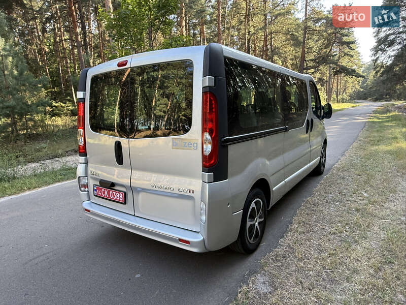 Минивэн Opel Vivaro 2014 в Киеве