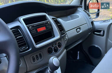 Мінівен Opel Vivaro 2014 в Києві