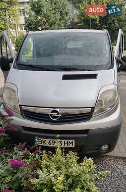 Інші вантажівки Opel Vivaro 2011 в Рівному