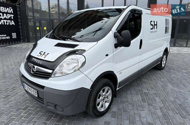 Грузовой фургон Opel Vivaro 2013 в Полтаве