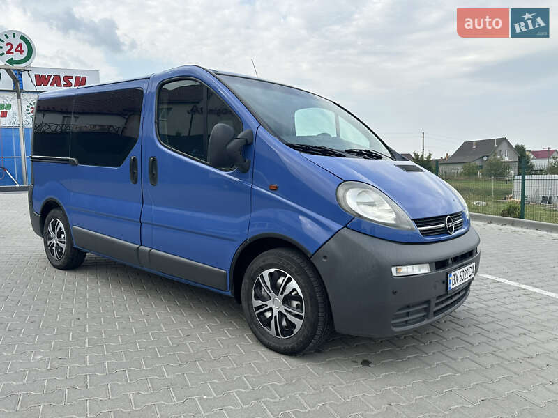 Минивэн Opel Vivaro 2006 в 