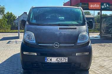 Минивэн Opel Vivaro 2006 в Ровно