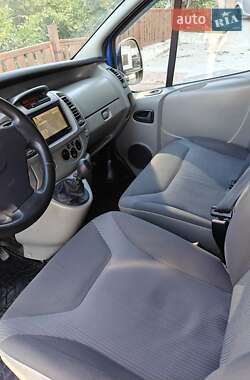 Минивэн Opel Vivaro 2007 в 