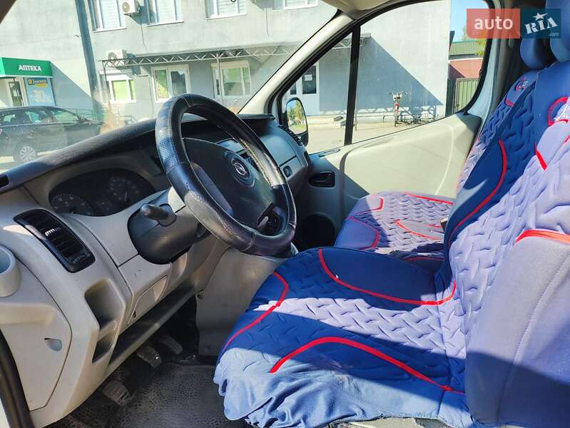 Мінівен Opel Vivaro 2006 в Рокитному фото 10 Мінівен Opel Vivaro 2006 в Рокитному