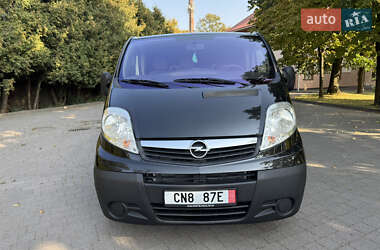 Минивэн Opel Vivaro 2010 в 