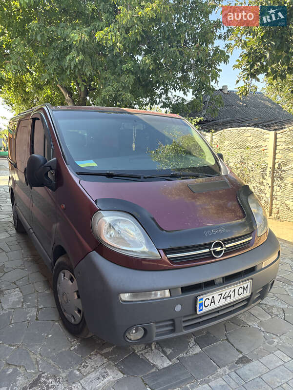 Минивэн Opel Vivaro 2005 в Умани