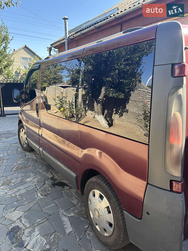 Минивэн Opel Vivaro 2005 в Умани