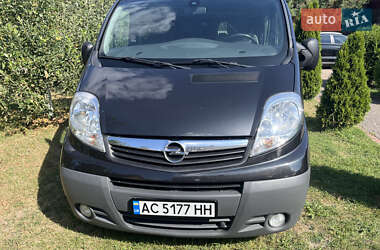 Минивэн Opel Vivaro 2012 в Турийске
