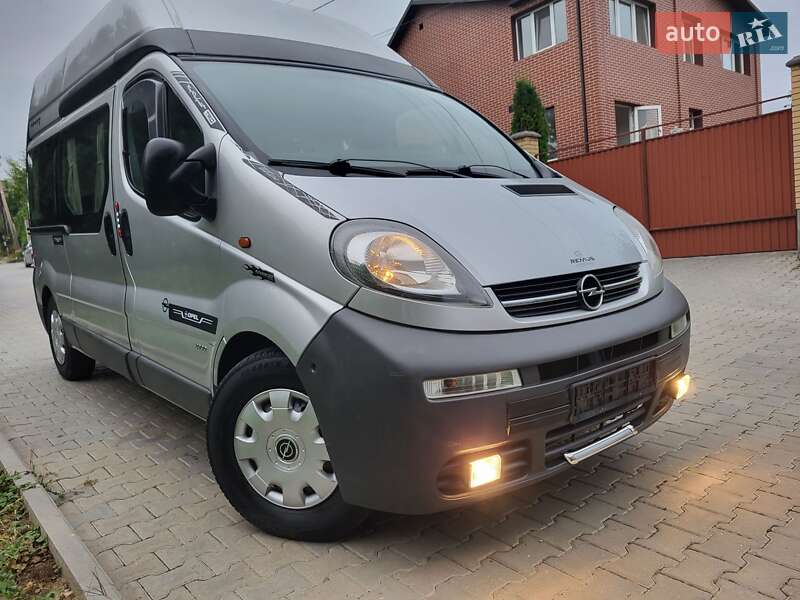 Мінівен Opel Vivaro 2004 в Хмельницькому
